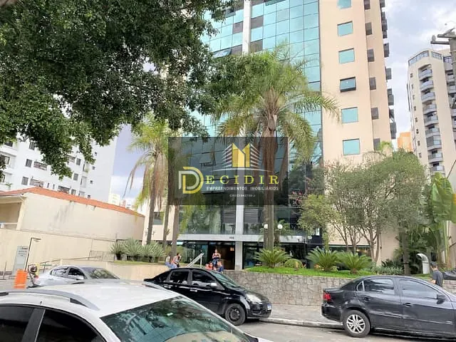 Sala com 34m², para alugar, no bairro Vila Gomes Cardim em São Paulo