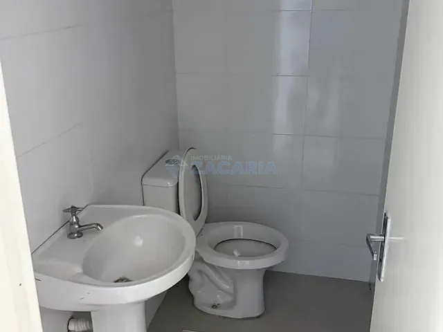 Sala para alugar, no bairro Centro em Apucarana