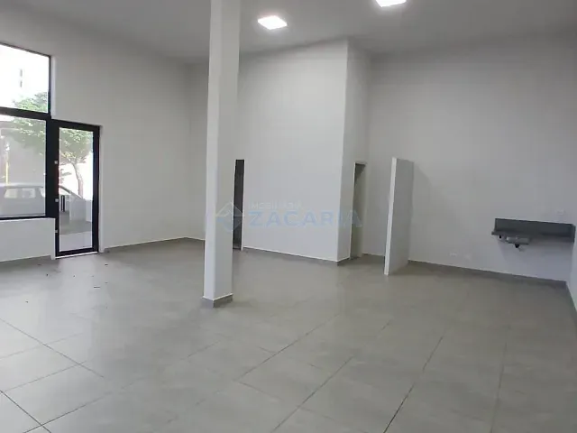 Sala para alugar, no bairro Centro em Apucarana