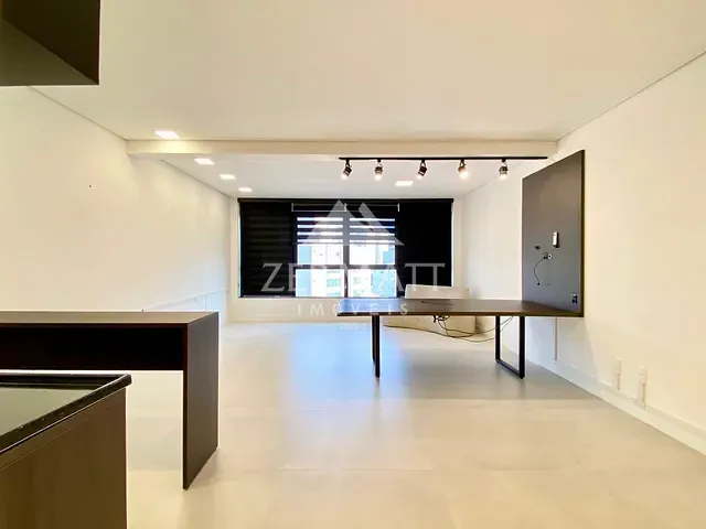 Sala com 90m², à venda, no bairro Vila Nova em Blumenau
