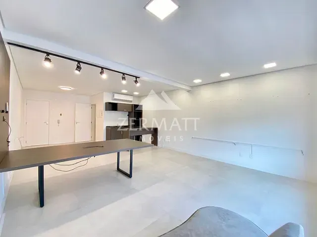 Sala com 90m², à venda, no bairro Vila Nova em Blumenau