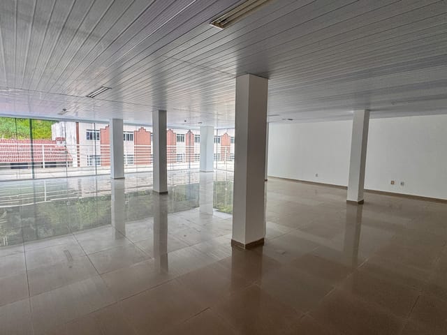 Sala para alugar, no bairro Paineiras em Juiz de Fora