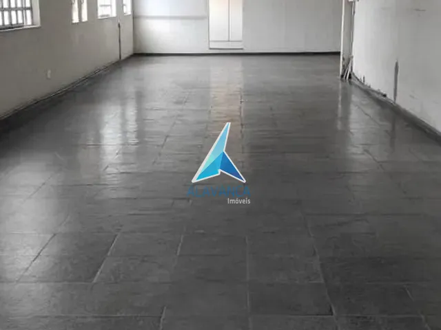 Sala com 250m², para alugar, no bairro Centro em Governador Valadares