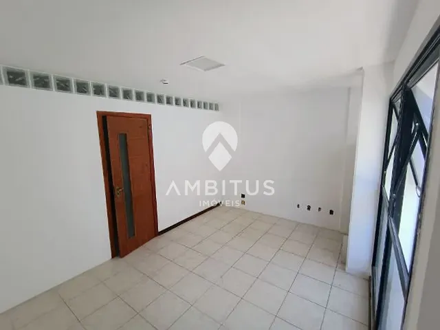 Sala com 32m², à venda ou para alugar, no bairro Pituba em Salvador