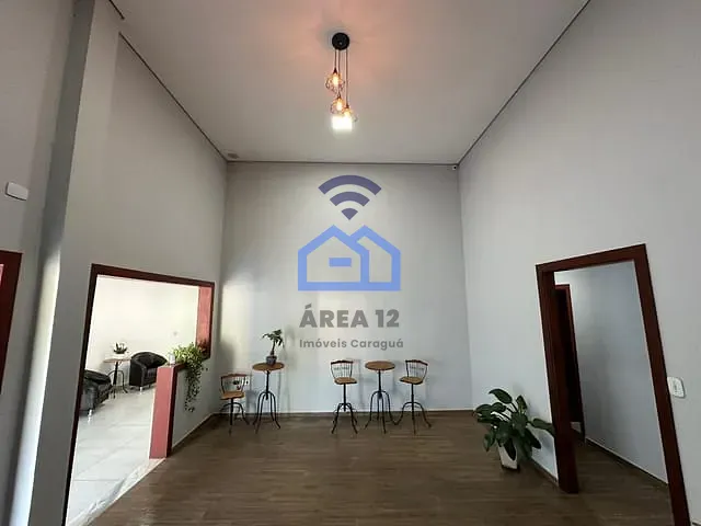 Sala com 36m², para alugar, no bairro Cidade Jardim em Caraguatatuba