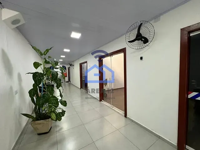 Sala com 36m², para alugar, no bairro Cidade Jardim em Caraguatatuba