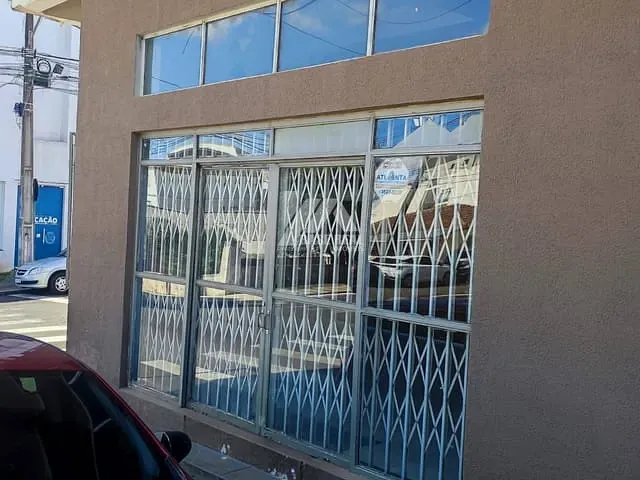 Sala com 73m², para alugar, no bairro Centro em Guarapuava