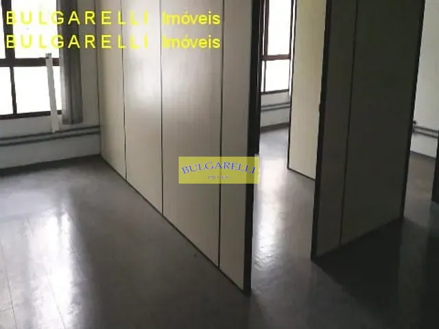 Sala com 70m², à venda, no bairro Vila Boaventura em Jundiaí