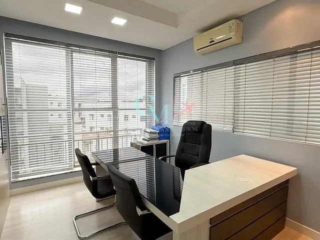Sala à venda ou para alugar, no bairro centro em Xanxerê