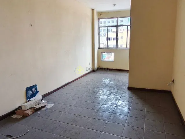 Sala com 21m², à venda, no bairro Aterrado em Volta Redonda