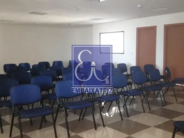 Sala com 535m², para alugar, no bairro Centro em São José dos Campos