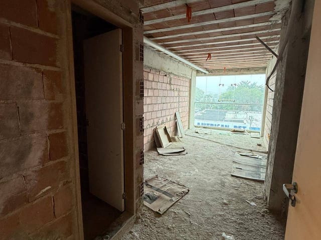 Sala para alugar, no bairro Piratininga em Niterói