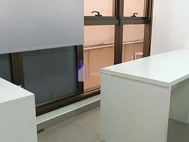 Sala à venda, no bairro São Domingos em Niterói
