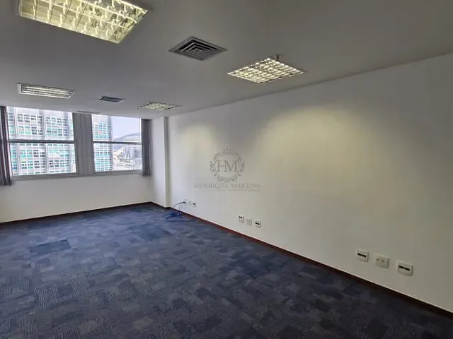 Sala com 74m², para alugar, no bairro Centro em Rio de Janeiro