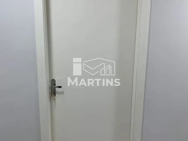 Sala para alugar, no bairro Jardim Santa Cruz em Taboão da Serra