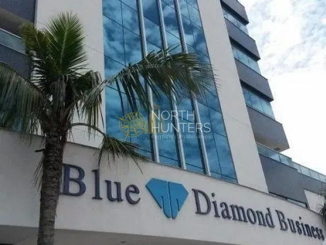 Sala com 208m², à venda, no bairro Agronômica em Florianópolis