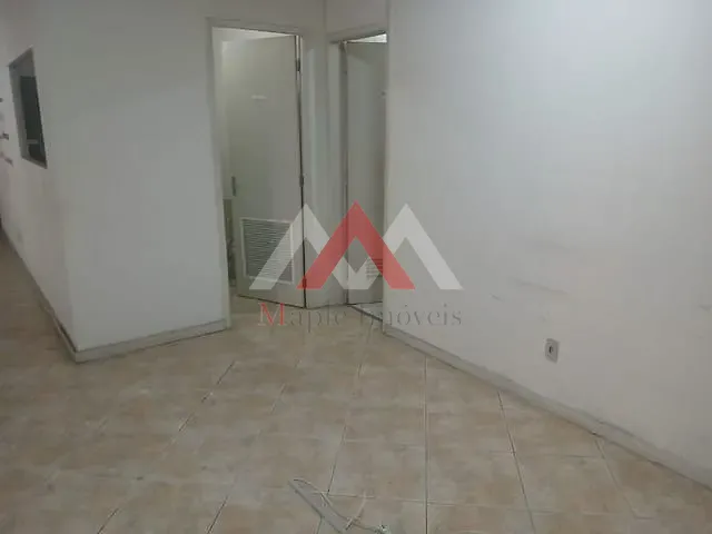 Sala à venda ou para alugar, no bairro Centro em Rio de Janeiro