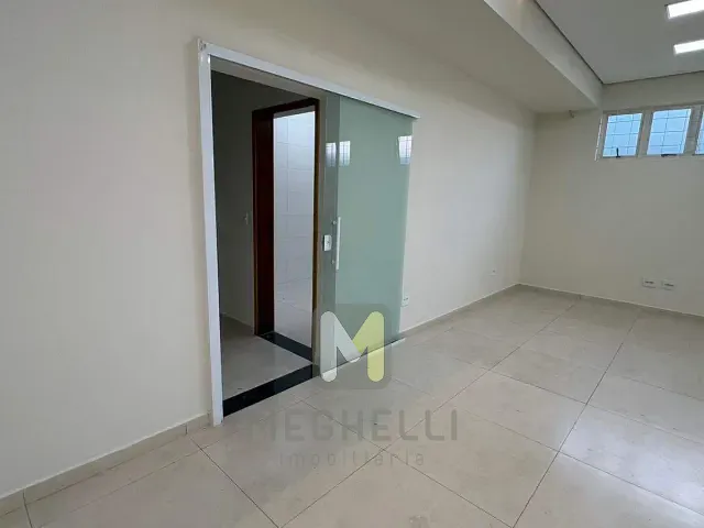 Sala com 250m², para alugar, no bairro Jardim Boa Vista em Serrana