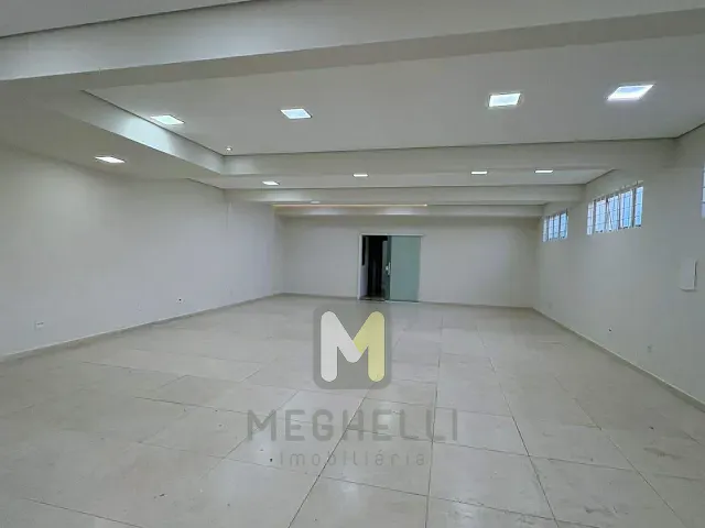 Sala com 250m², para alugar, no bairro Jardim Boa Vista em Serrana