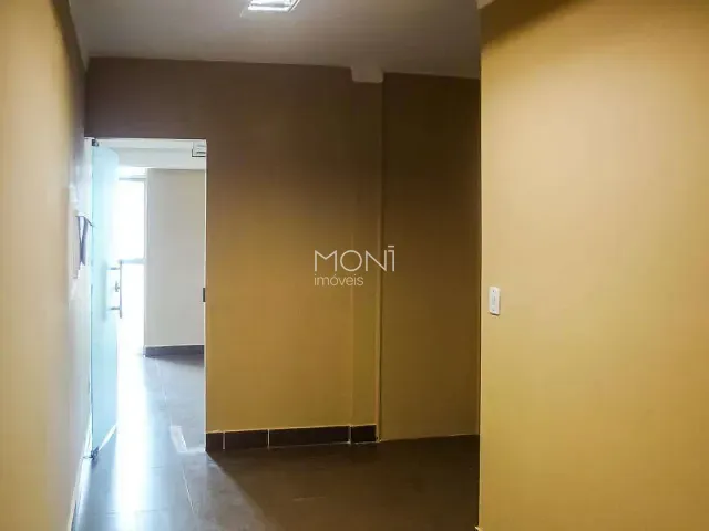Sala à venda, no bairro Zona Industrial (Guará) em Brasília