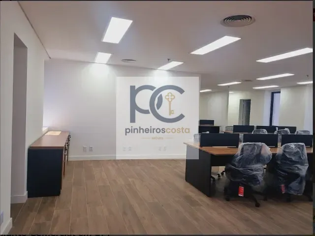 Sala para alugar, no bairro Cidade Monções em São Paulo