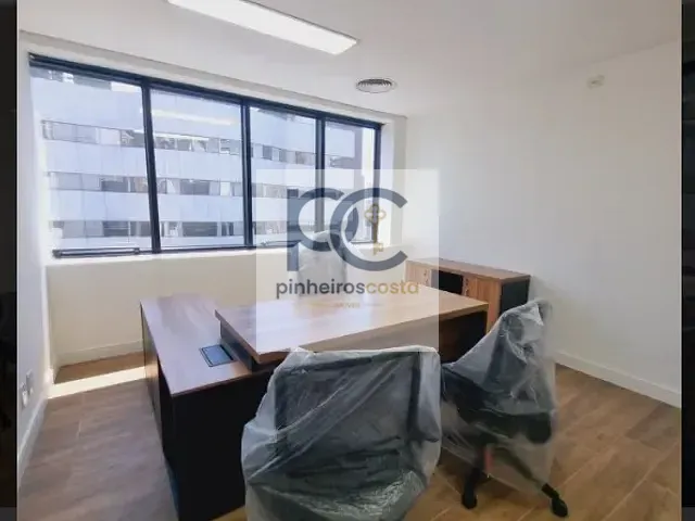 Sala para alugar, no bairro Cidade Monções em São Paulo