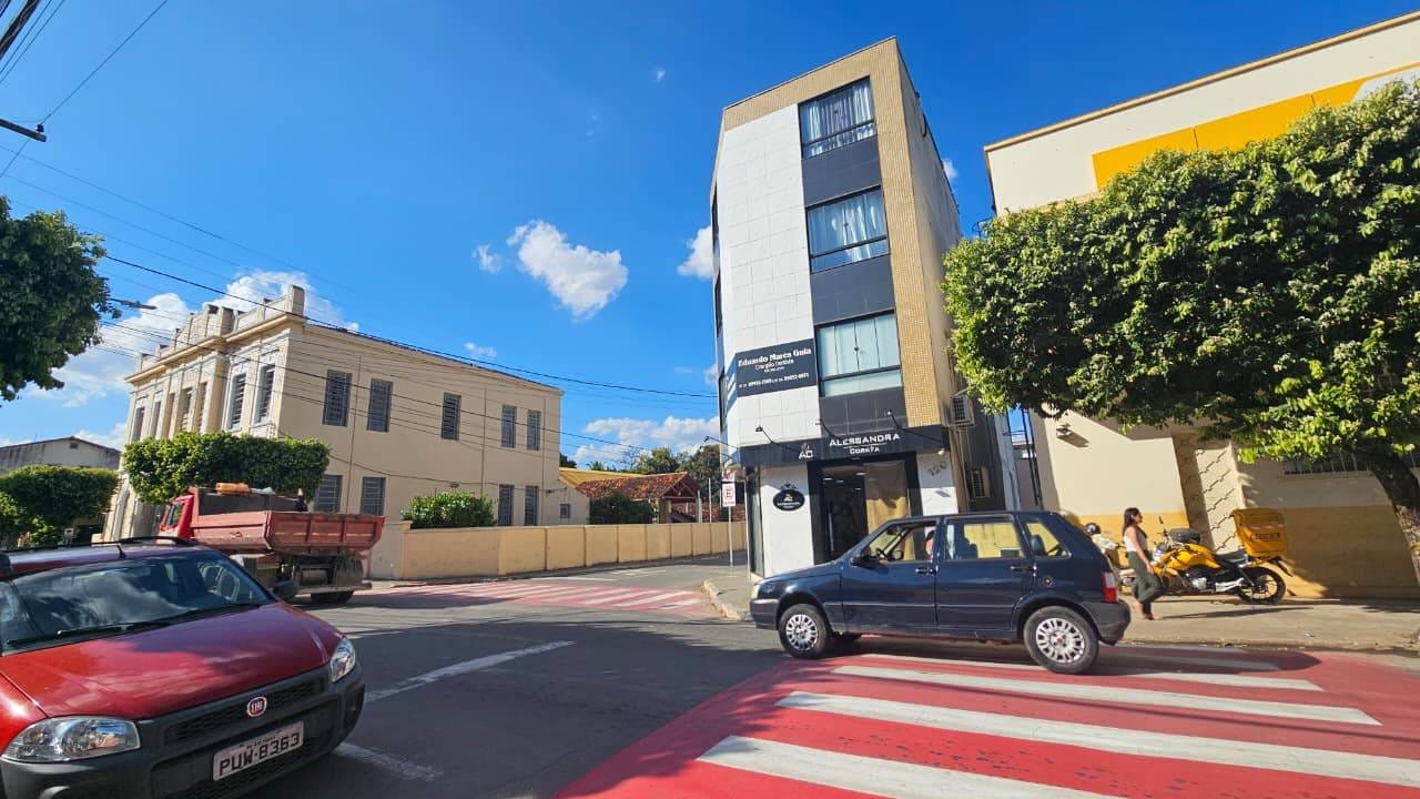 Sala para Locação 59.6M², CENTRO, RIO POMBA - MG - foto 5