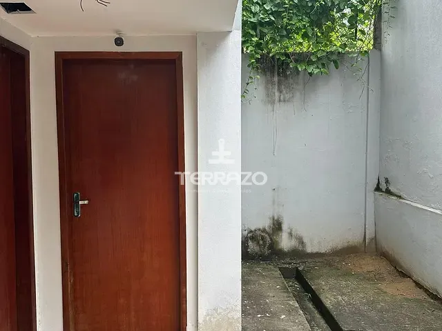 Sala à venda ou para alugar, no bairro Nossa Senhora das Graças em Volta Redonda