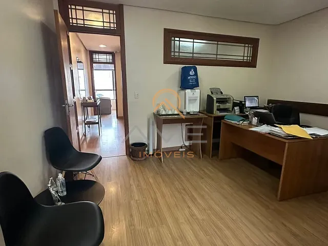 Sala à venda, no bairro Centro em Pelotas