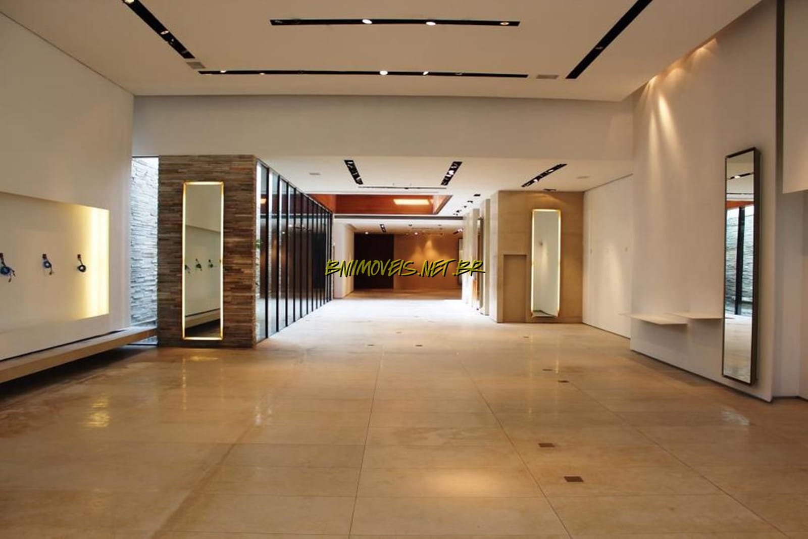 Conjunto Comercial-Sala à venda e aluguel, 696m² - Foto 1