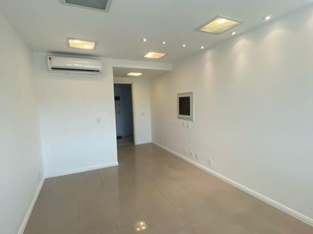 Foto do Sala - Sala para Locação 1 Vaga, 20M², SUN PLAZA PERSONAL OFFICES, BARRA DA TIJUCA, RIO DE JANEIRO - RJ | Canale Imóveis