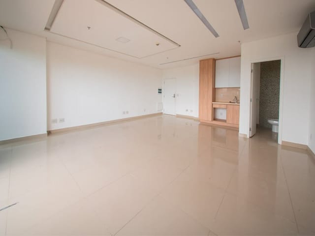 Sala com 40m², à venda ou para alugar, no bairro Centro em Piracicaba