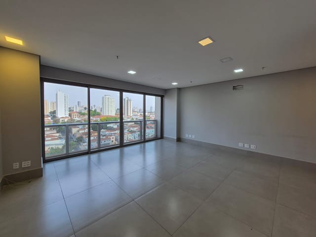 Sala com 63m², à venda ou para alugar, no bairro Centro em Piracicaba