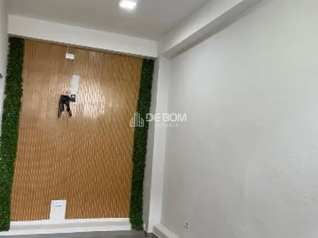 Sala com 26m², para alugar, no bairro São Benedito em Poços de Caldas