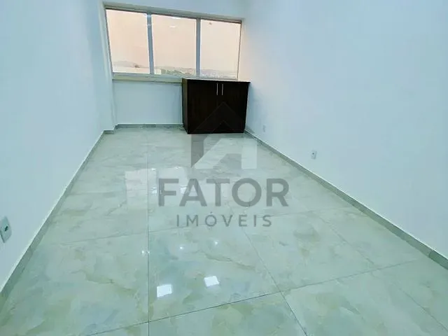 Sala com 25m², para alugar, no bairro Centro em Nova Iguaçu