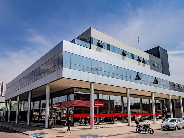 Sala com 53m², para alugar, no bairro Capão Raso em Curitiba