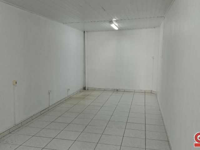 Sala com 74m², para alugar, no bairro Centro em Nova Prata