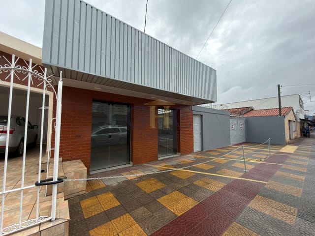 Sala com 55m², para alugar, no bairro Campo Largo em Salto de Pirapora