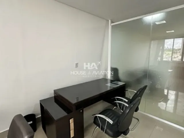 Sala para alugar, no bairro Park Lozandes em Goiânia