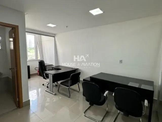 Sala para alugar, no bairro Park Lozandes em Goiânia