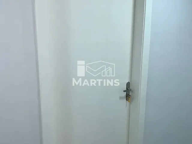 Sala para alugar, no bairro Jardim Santa Cruz em Taboão da Serra