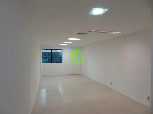 Sala com 35m², à venda, no bairro Barra da Tijuca em Rio de Janeiro