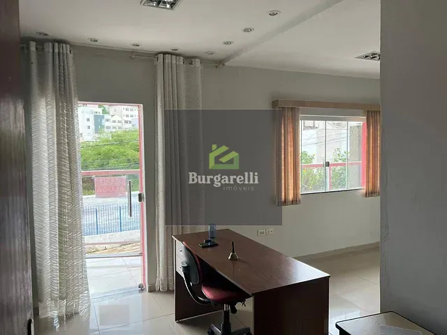 Sala para alugar, no bairro Centro em Lavras