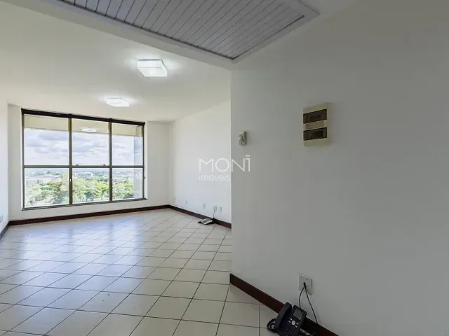 Sala à venda ou para alugar, no bairro Asa Sul em Brasília