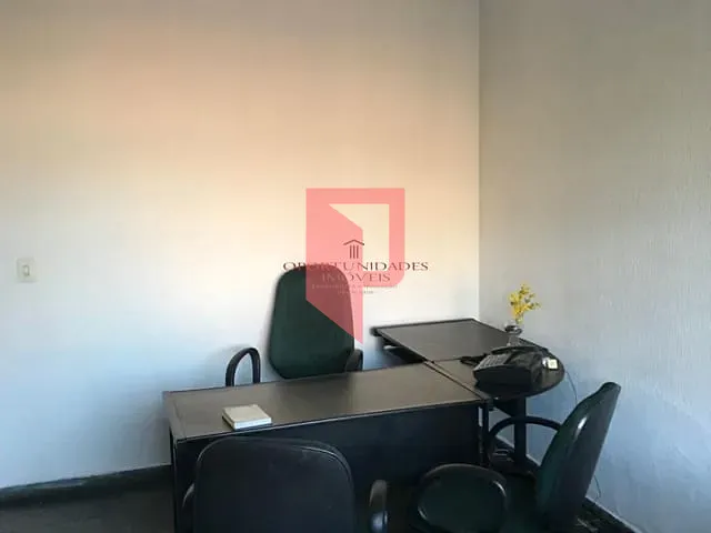 Sala à venda, no bairro Padre Eustáquio em Belo Horizonte