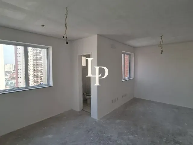Sala à venda, no bairro Chácara Santo Antônio (Zona Leste) em São Paulo