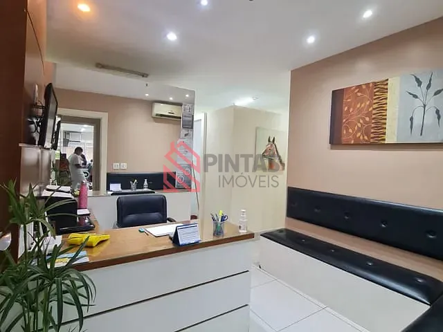 Sala à venda, no bairro Centro em Niterói