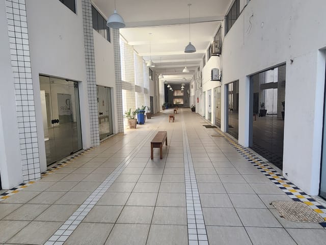Sala com 60m², para alugar, no bairro Braga em Cabo Frio