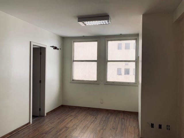 Sala para alugar, no bairro Centro em Rio de Janeiro