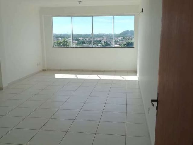 Sala para alugar, no bairro Balneário Remanso em Rio das Ostras